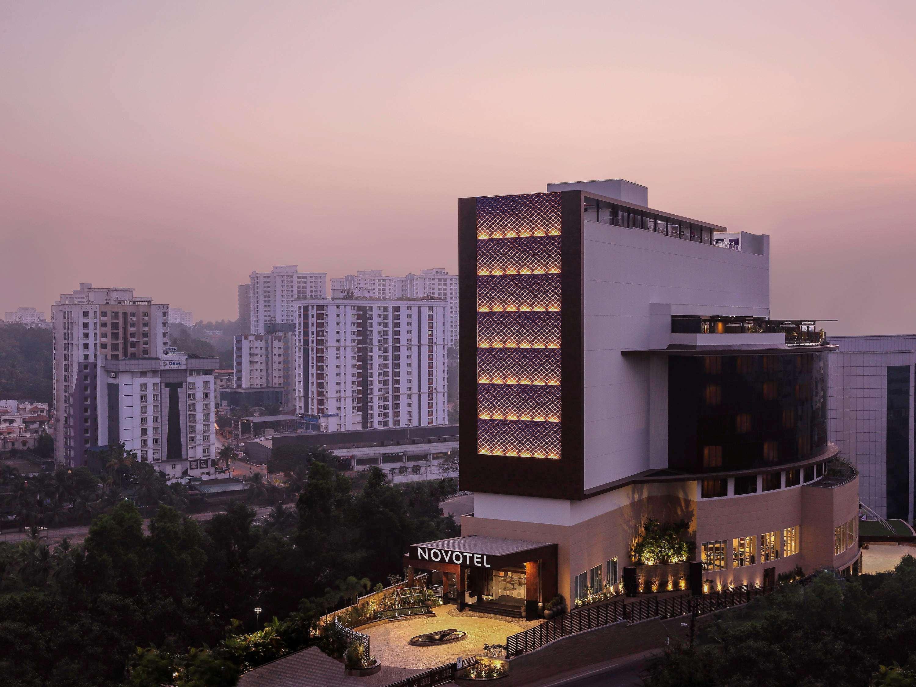 Novotel Kochi Infopark Exterior foto The Oberoi, Mumbai