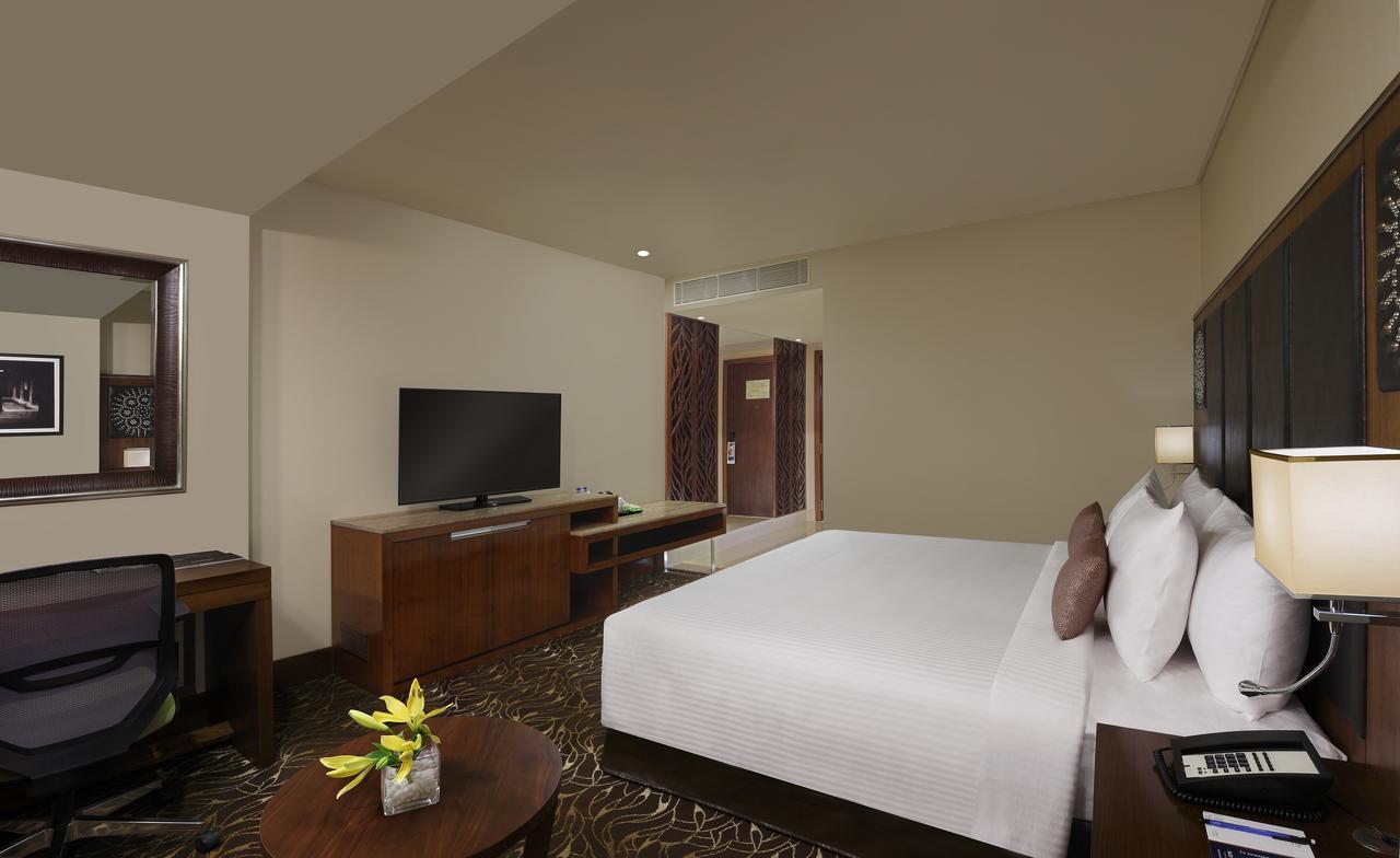 Novotel Kochi Infopark Exterior foto A room at the hotel